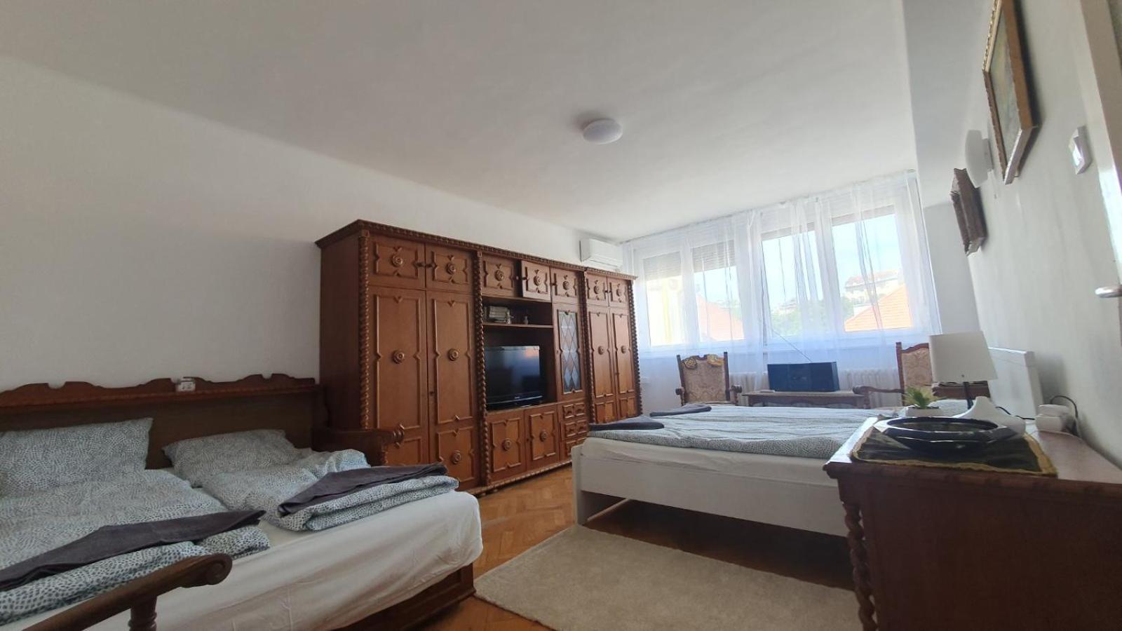 Apartment Margaret On Buda Site Near Margaret Island With Aircon *